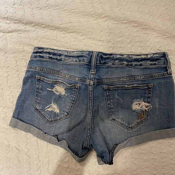 Shorts - Picture 2 of 2